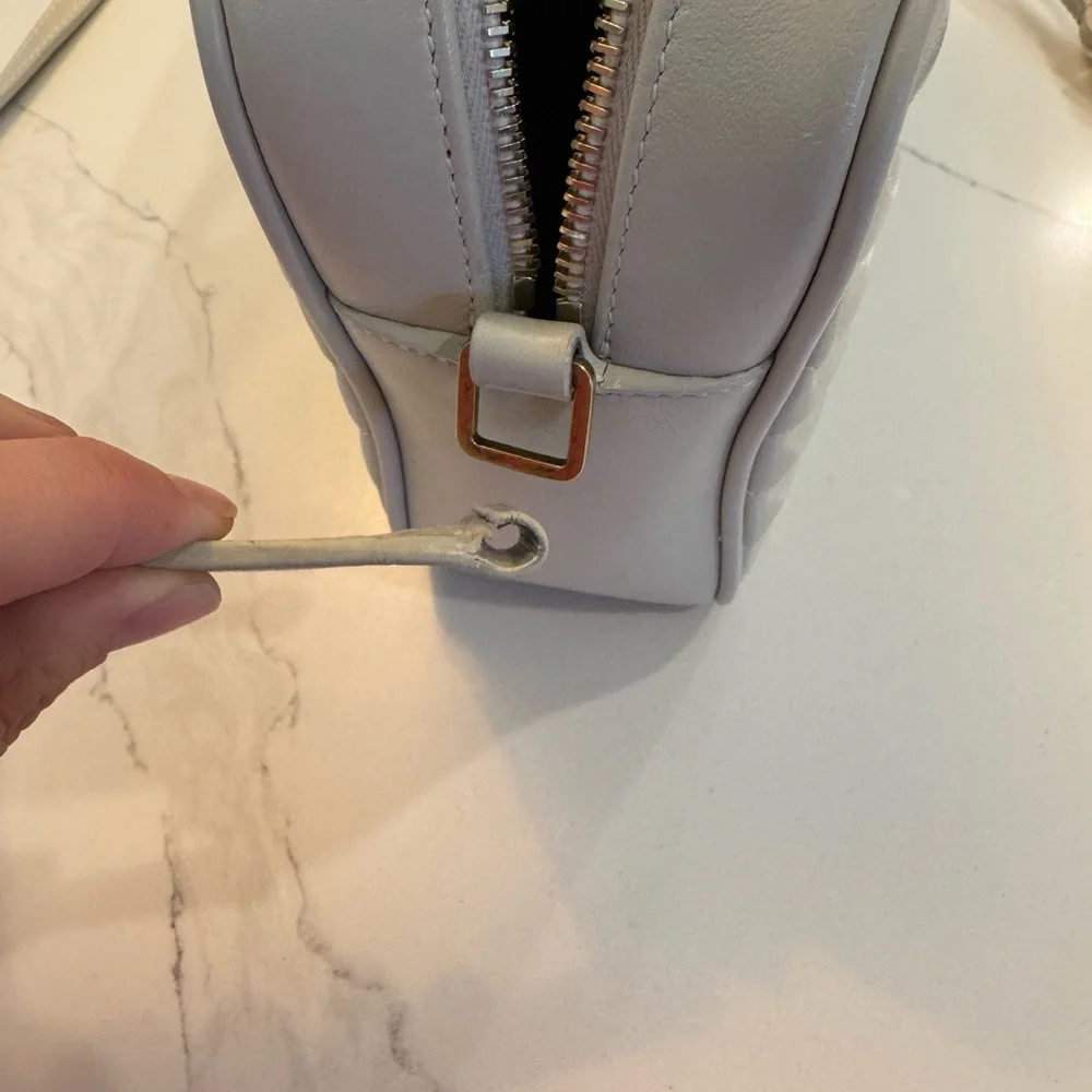 YSL classic leather camera bag in the color bone. - Picture 7 of 15